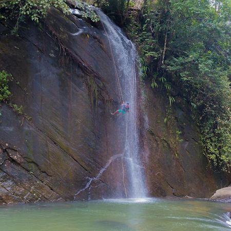 Jungle River Ginigathena Extérieur photo
