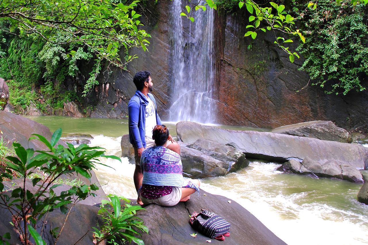 Jungle River Ginigathena Extérieur photo