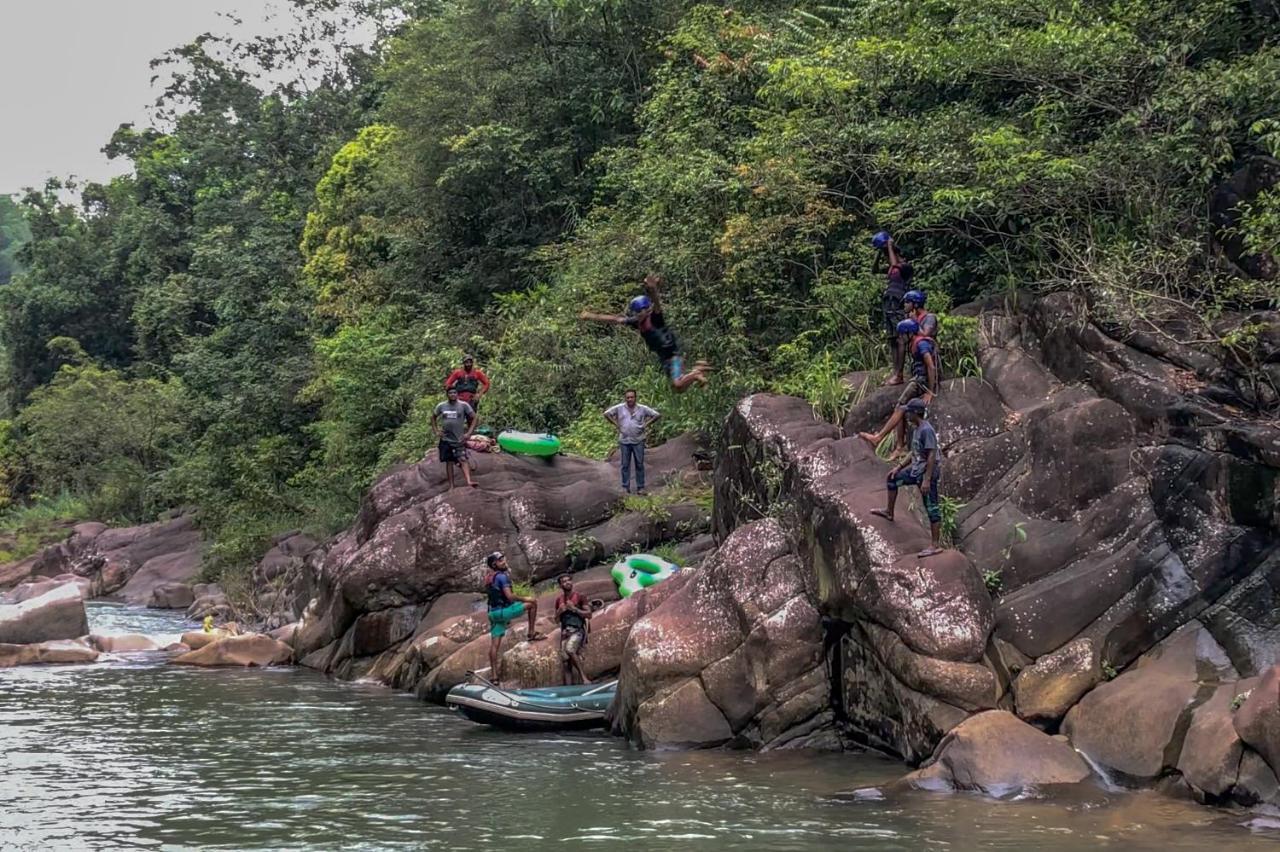 Jungle River Ginigathena Extérieur photo